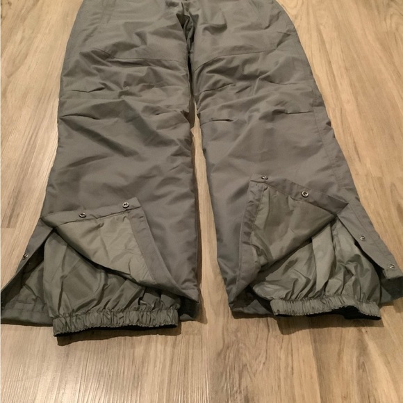 Columbia Bugaboo IV Omni-Heat Snow Pants - Picture 2 of 8